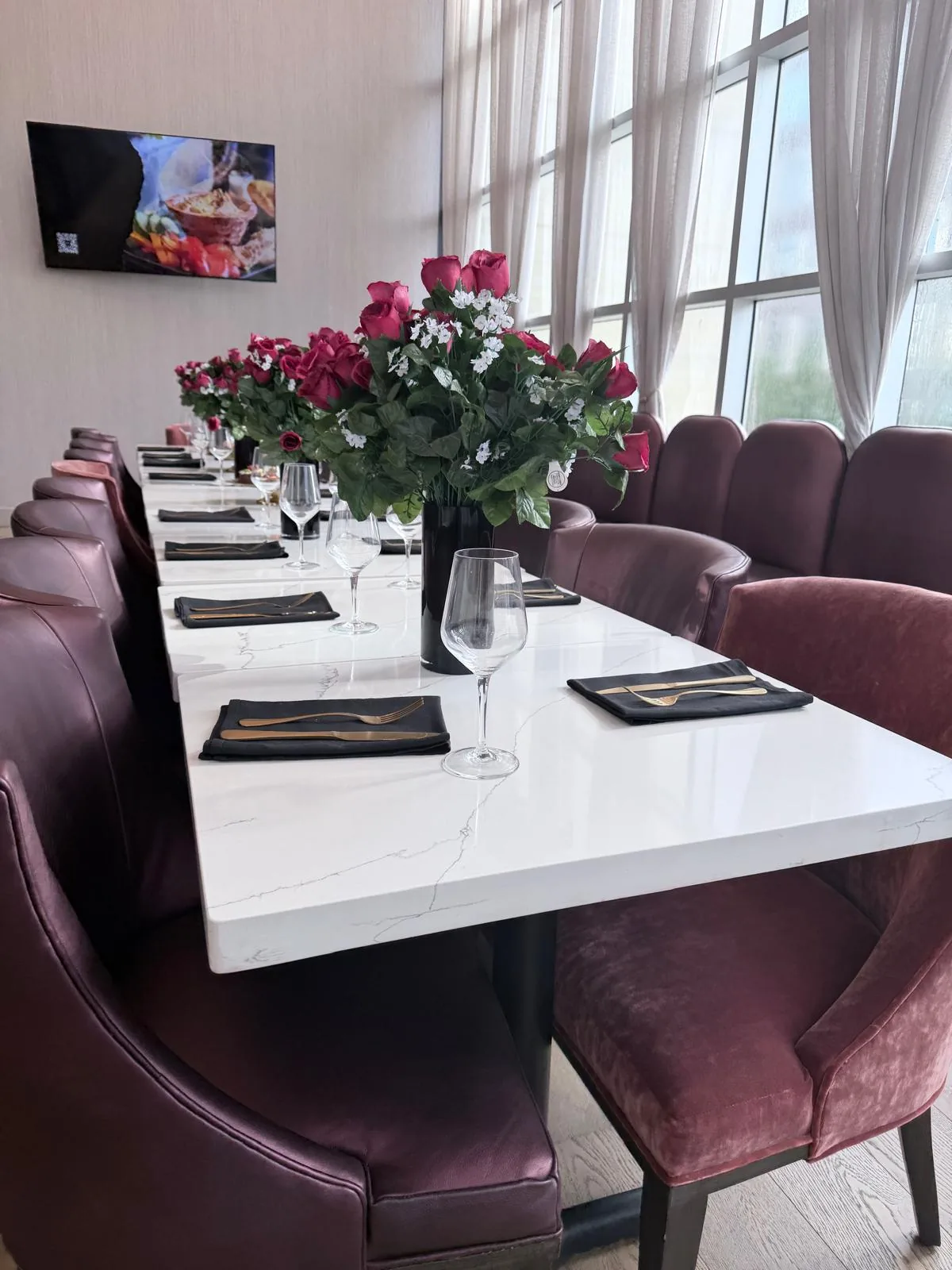 Networking ejecutivo durante el VIP Lounge de The AI Business Experience